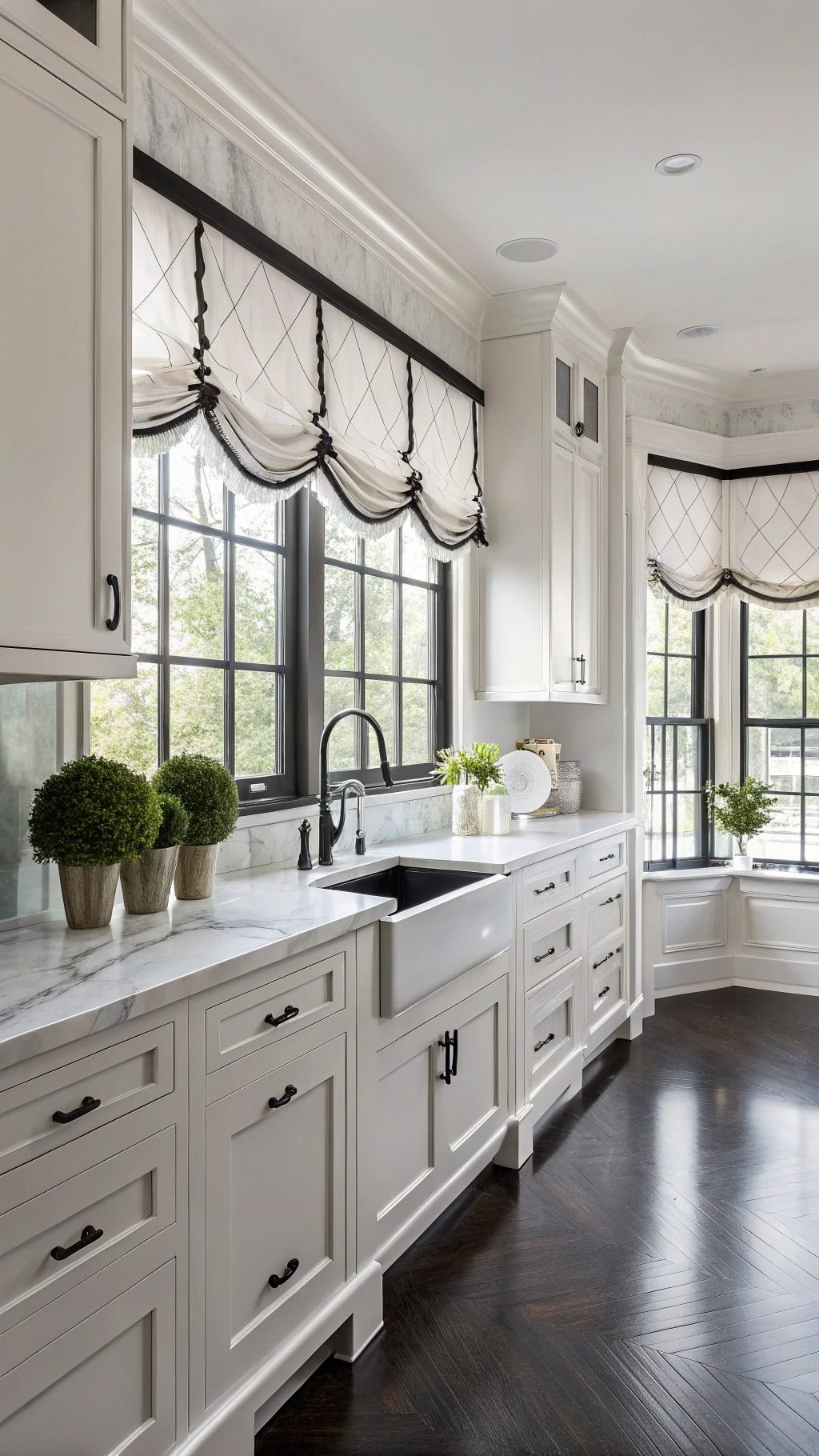 **12 Gorgeous Black and White Kitchen Designs for a Modern Home**