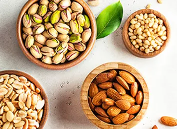 **10 Best Foods for Testosterone, Heart Health and Peak Male Performance**